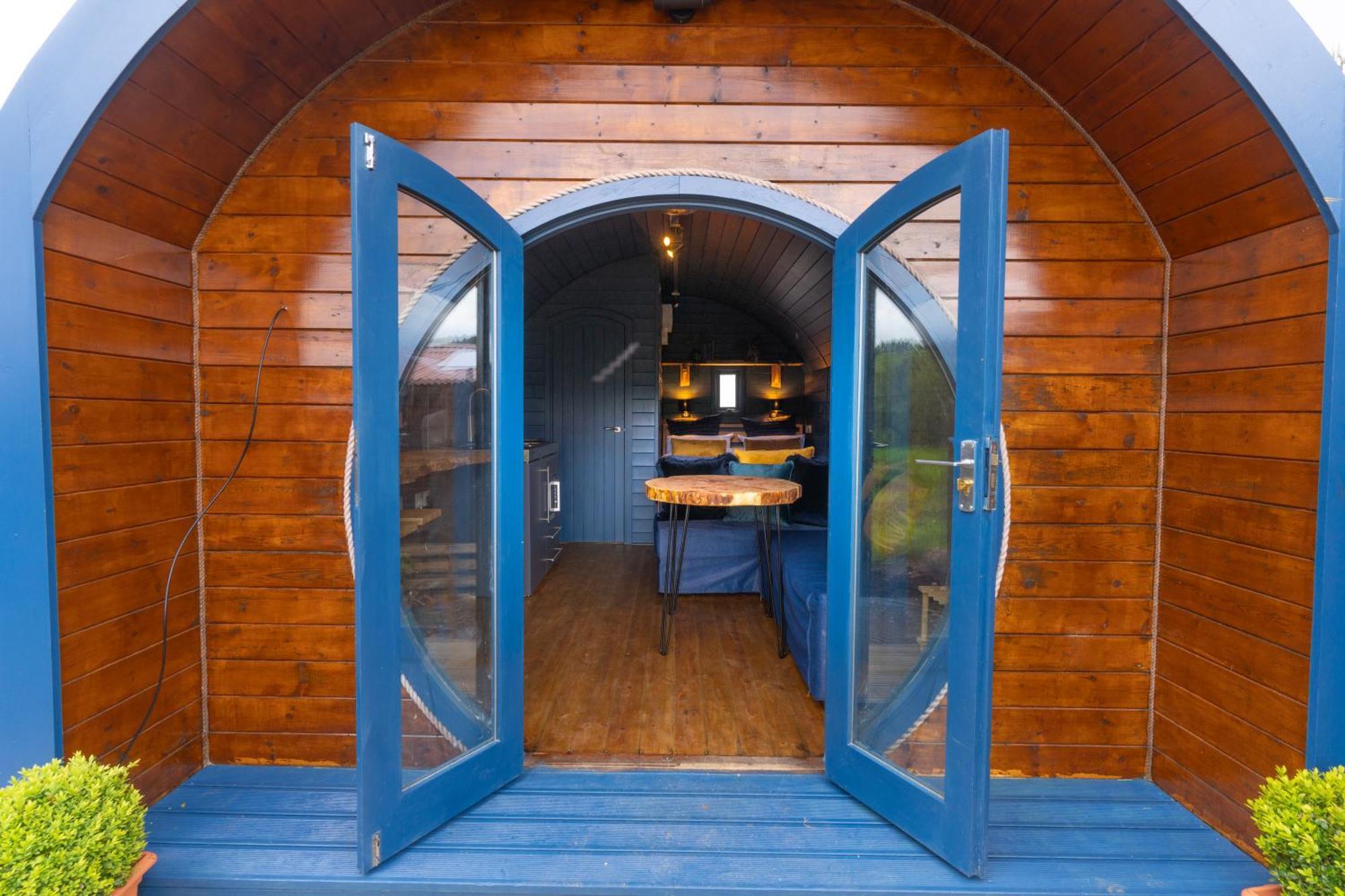 Kingswood Lodges Fort William Esterno foto