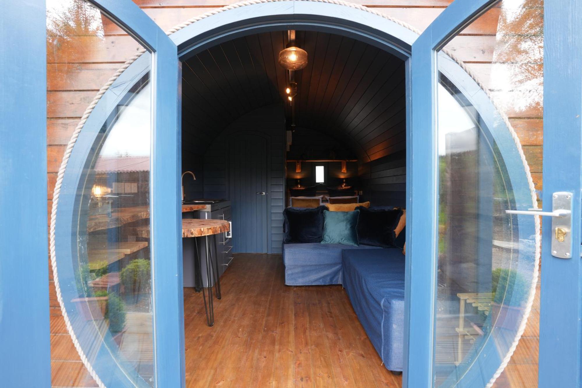 Kingswood Lodges Fort William Esterno foto