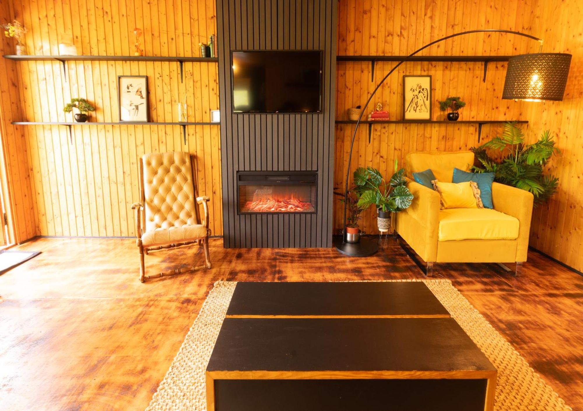 Kingswood Lodges Fort William Esterno foto