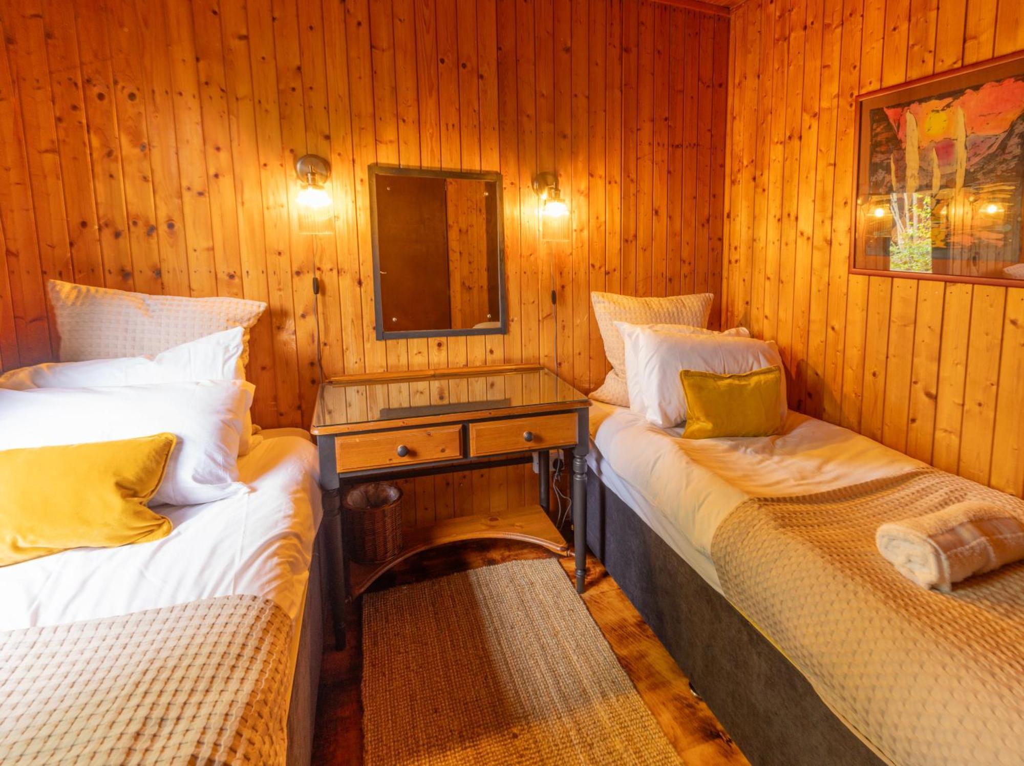 Kingswood Lodges Fort William Esterno foto